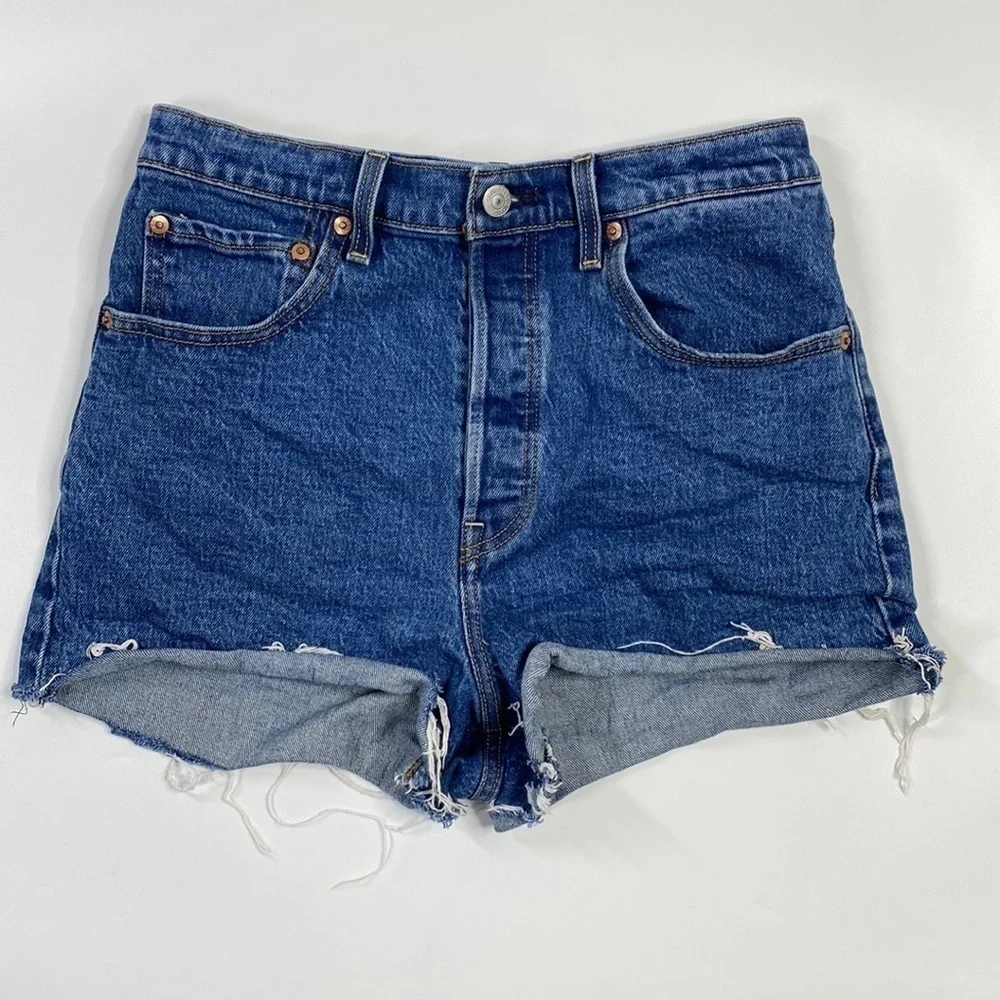 Levi's Premium Ribcage Shorts Button Fly Size 30 (flawed)